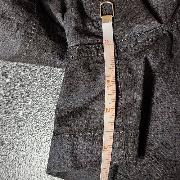 Vuori Women's Small Rise and Shine Charcoal Camo Gray Shorts with Pull String - Picture 7 of 8